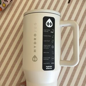 HydroJug Cream Insulated 40 oz water bottle